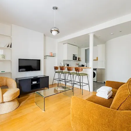 # 1bedroom # Artsetmetiers # Republique *