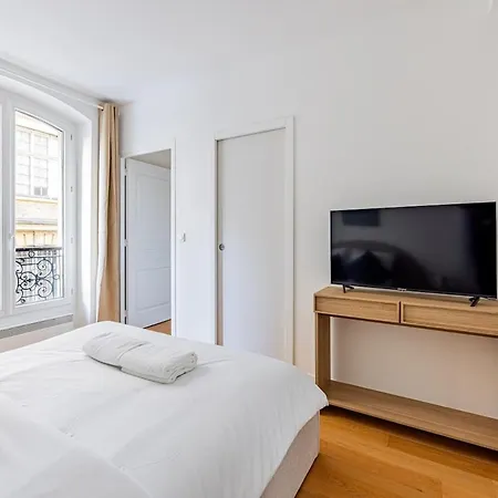 # 1bedroom # Artsetmetiers # Republique Apartman *